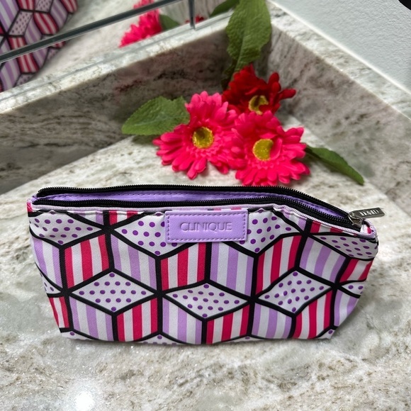 Cosmetics Bag - Brand New - Generous Size - Pink Purple White Black Design - Picture 1 of 10